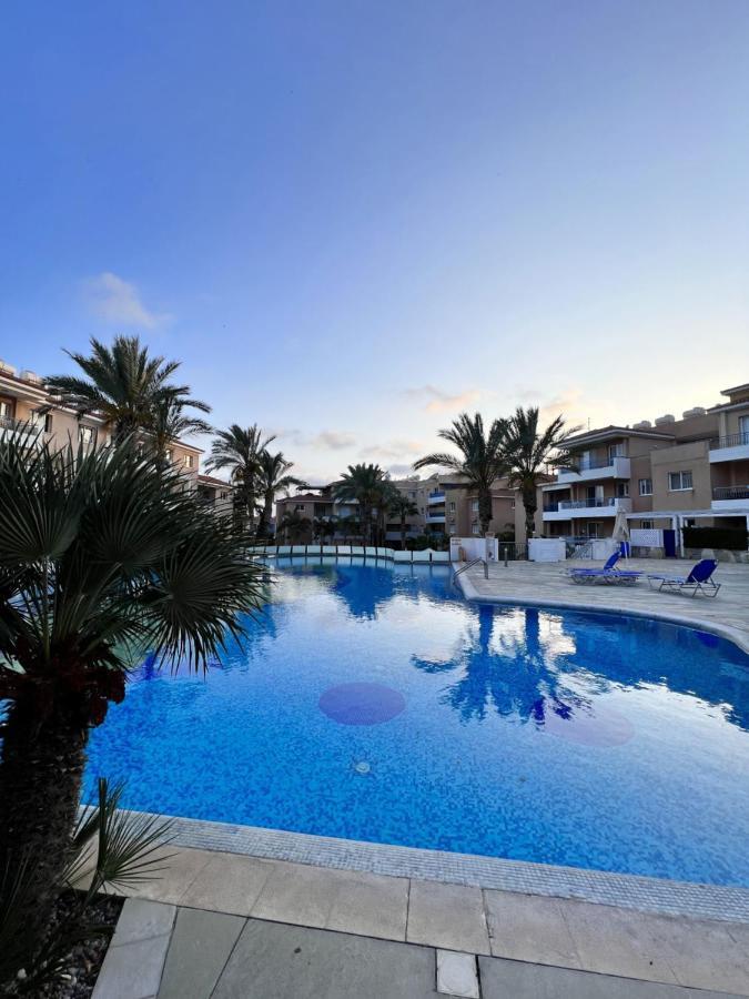 Iris Village Paphos Extérieur photo