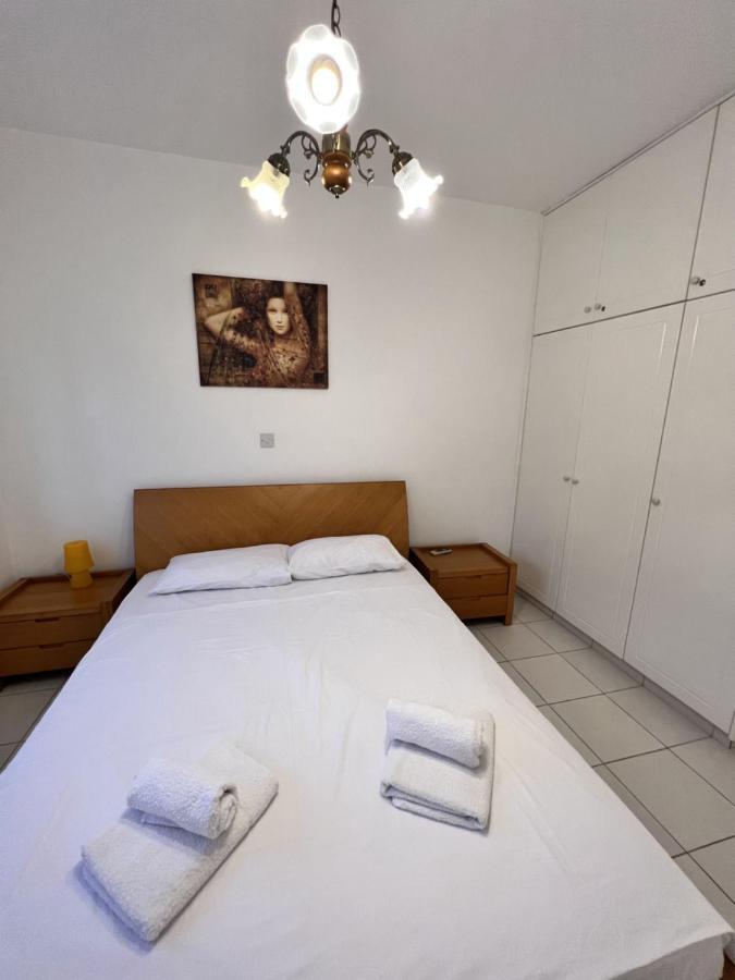 Iris Village Paphos Extérieur photo