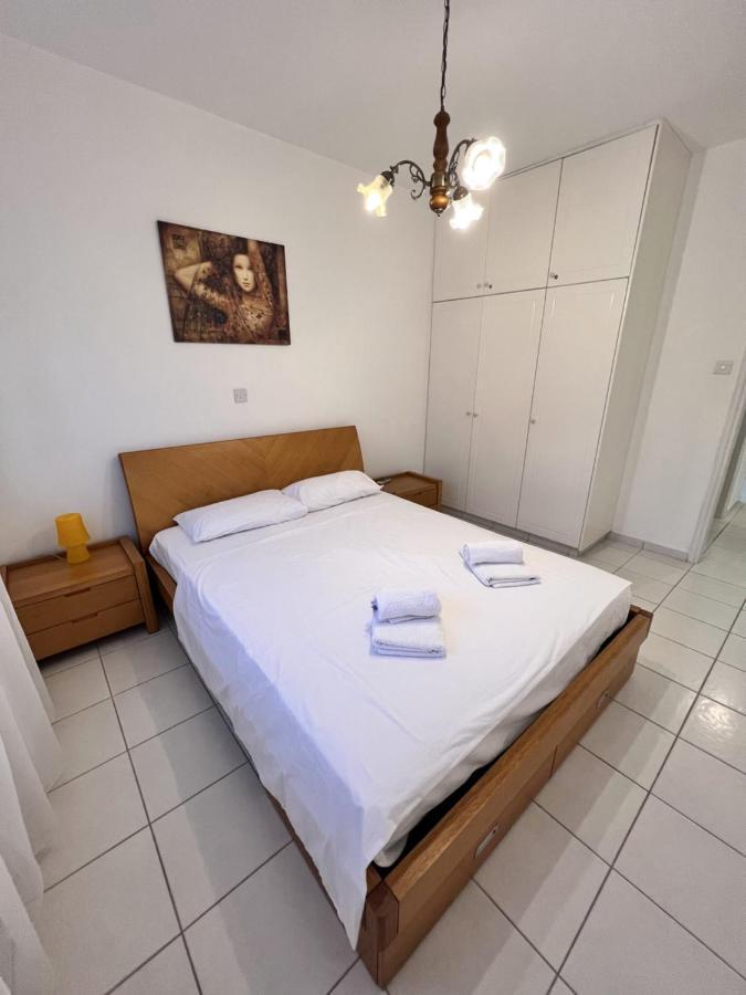 Iris Village Paphos Extérieur photo