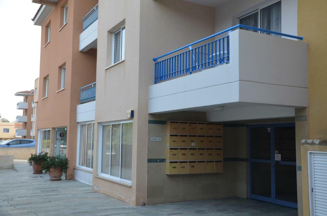 Iris Village Paphos Extérieur photo